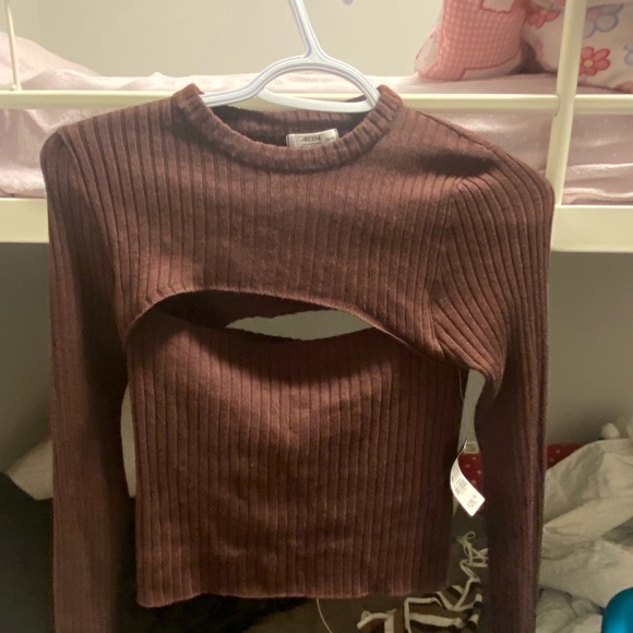 brown ribbed long sleeve with chest and back cutout - Picture 3 of 4